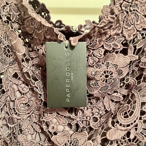 NWT Paper Dolls bardot crochet dress with fluted sleeves - Picture 14 of 14